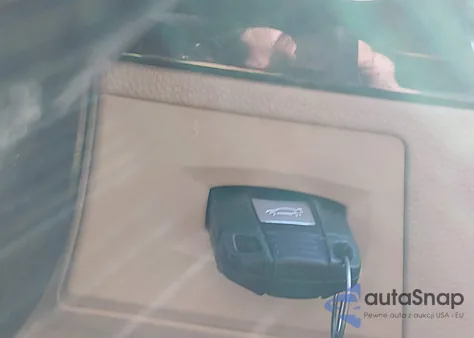 2010 BMW 328I xDrive z USA, uszkodzony, nr VIN WBAPK5C52AA652883